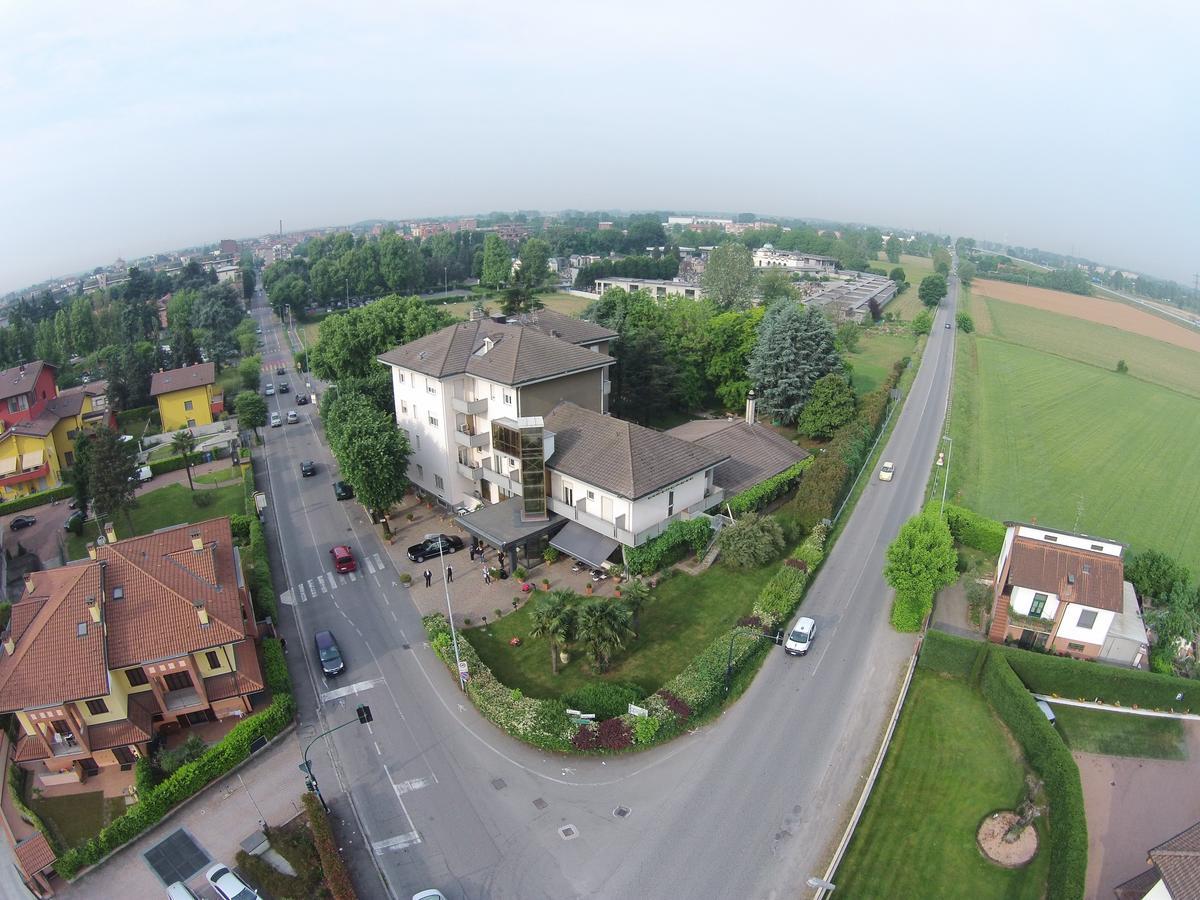 Gama Hotel 3*